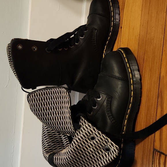 NWOT. Dr. Martens Black Boots - Picture 3 of 6